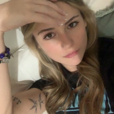 GoddessBlairrrr's profile picture. Findom/Fendom Professional Princess approach with tribute 10$ 🖕🫶 40$ unblock fee