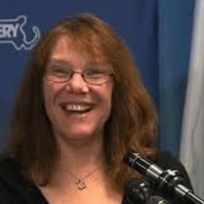 I’M Mrs. Mavis Wanczyk, the mega winner of $758 Million in Mega Millions Jackpot, I’m donating to 500 random individuals