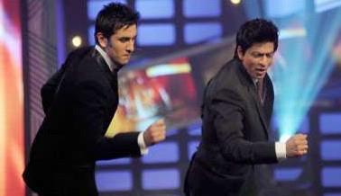 Almost Every News about the King and Prince of bollywood--SRK and Ranbir Kapoor !!!Follow Us! :)