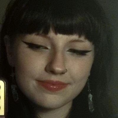 devlil_'s profile picture. northern scum lost in the south • UoB