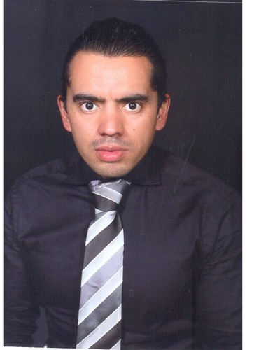 Soy Abogado defensor de los derechos humanos, me encanta divertirme, soy intenso en las platicas, disfruto bailar salsa y viajar, salud:....os
