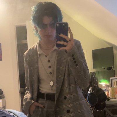 he/they, 23, autistic musician & mixed media artist