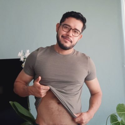 31 • Cirujano Dentista • Fitness • Geek • Ravenclaw •Swiftie • Pokémon Trainer • No uso Grindr, Tinder, Hornet, Blued, Scruff ni Onlyfans • Michoacán, MX