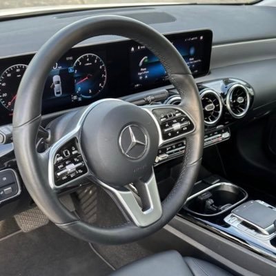 JustFrankRukidi's profile picture. let’s talk abt anything