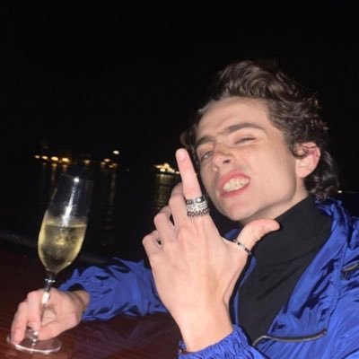 clau_mc4's profile picture. 🔝✨ | 20 |