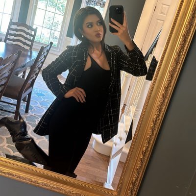 julibux's profile picture.