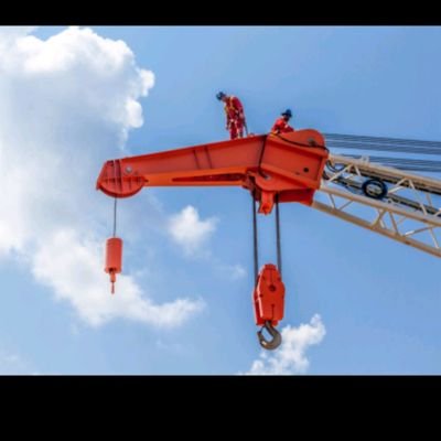 assooomm's profile picture. أيُها المُسيئونَ بنا الظنْ، نحنُ أَسوأ مِما تَظُنونْ..!!