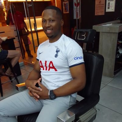 SenelisoMb77702's profile picture. 
