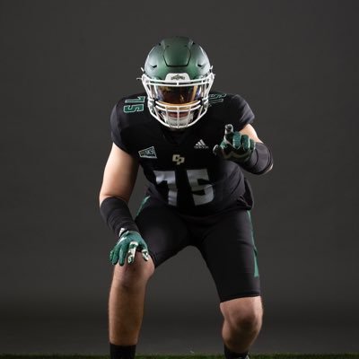 Mama to @Alex_Romero_75 6’5 250 83 wing span      Cal Poly SLO Mustangs