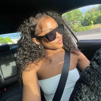 bellee_ss's profile picture. 🇯🇲