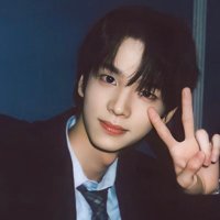 러브 (@luv2alentine) 's Twitter Profile Photo