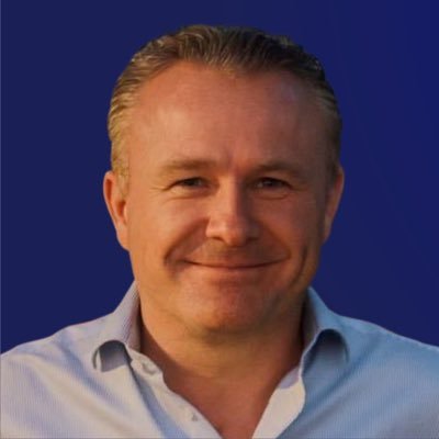 Abogado ELD, Diputado Federal Presidente de la Comisión de la Defensa Nacional.