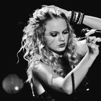 +18 || speak now tv + folklore stan 🤍 ifb swifties (and most stan accs :) || dms always open || spread kindness!🌷 #1 gold rush defender