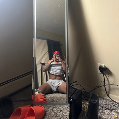 ‼️FREAKS ONLY ‼️👅/ old Account got Hacked ( OF coming soon )