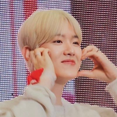 byun_moment Profile Picture