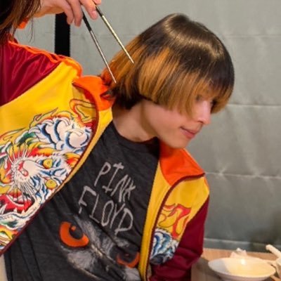 HokuHoku9595's profile picture. パンピと理解ない人が嫌いな栄養学生👩‍🎓 松村北斗の腹チラが好物❤︎ 03 https://t.co/U06CDHkQzm