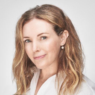 Julie Scott is an NMC registered Independent Nurse Prescriber, Level 7 qualified aesthetic injector, and trainer with over 30 years of experience in the field.