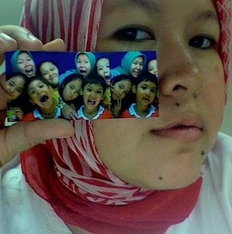 ex-SMP 28 Bdg, ex-Smandel Bdg, ex-Poltek ITB Bdg, PMB and now working on communication agency in Jakarta.