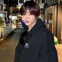 J (@jlhoonparxk) 's Twitter Profile