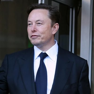 Elon Reeve Musk{FRS} Mr. Хт™️ CEO & Product Architect Tesla 🚘 SpaceX. (L&E):💰 The Rocket man 🚀