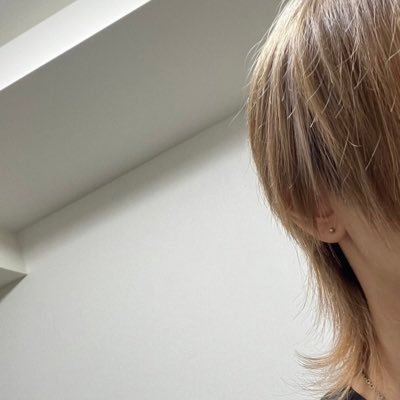 takuzyyyyy's profile picture.