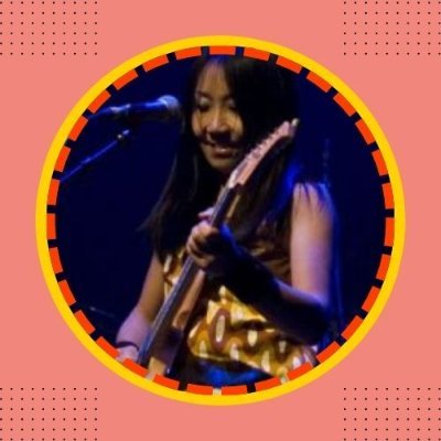 Naoko Yamano (山野直子), born Dec 18, 1960, is a Japanese musician known for pop-punk band Shonen Knife. Founder, singer, and guitarist. 🎸🎤