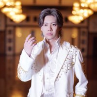 TOSHIKI【ROYAL NOVICE】(@TOSHIKI_R_N) 's Twitter Profile Photo