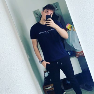 FNL_10's profile picture. AWP for @FruchtLaborCS
https://t.co/V7B6ZmgxZv