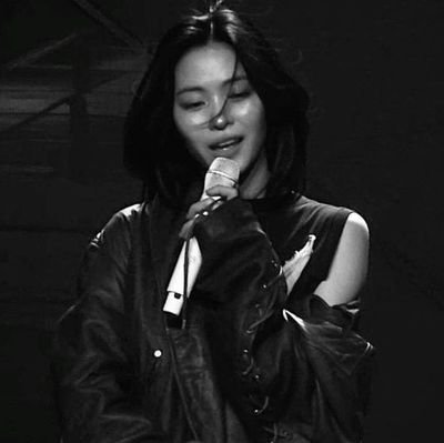 for3verm1ne's profile picture. ❝ i think we got something special  ❞
 ⇘ gws our lia ♡ 🫶🏻