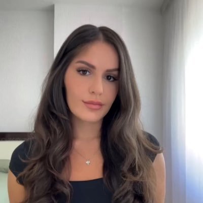 arianakra Profile Picture