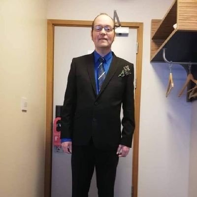 Gay 42 y.o live in the seaside town of Helensburgh work in media and community development since 2003 recovering from a stroke abba tribute singer and volunteer