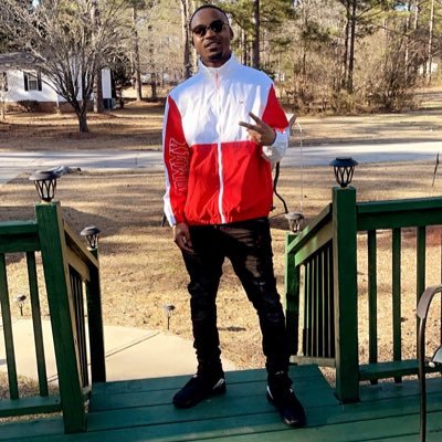 xSmokeeZilla's profile picture. Paper Chasing This Money Ain’t Gone Never Retire 💯🙇🏾‍♂️
