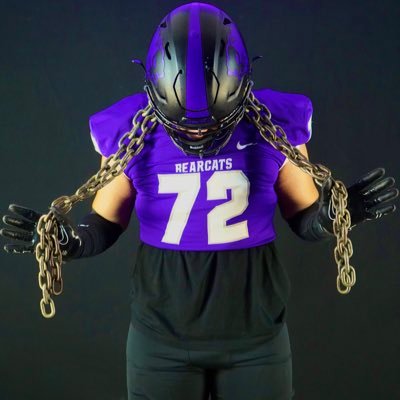 AnthonyRomero_'s profile picture. OL @ SBU