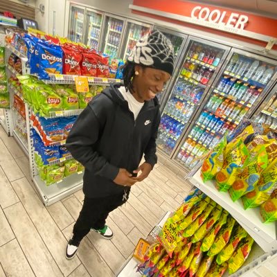 TheRealIsiahB's profile picture. 