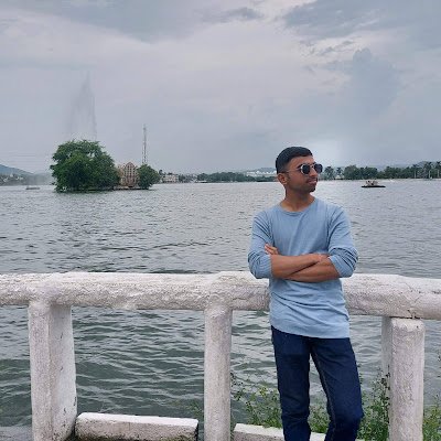 MeetFaldu1811's profile picture.