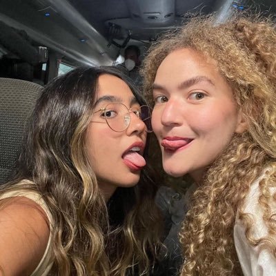 duofavst's profile picture. intp | @oanavitoria