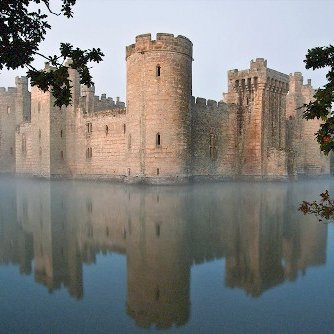 KnightShore's profile picture. 🇨🇭 Geopolitics & kitten pictures