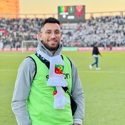 Badis Boussoussa 🇩🇿 community manager