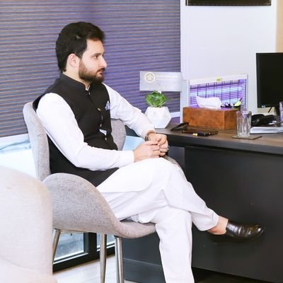 Chairman of kashmir Union Parliament...🍁
Model🕴️