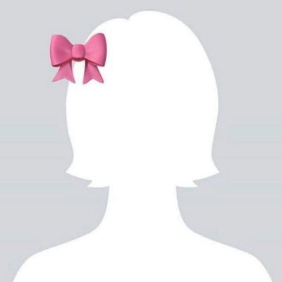 yfitpoq's profile picture. 