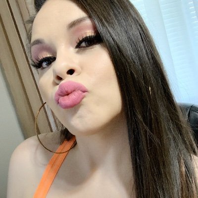 I don’t care about you AT ALL💋