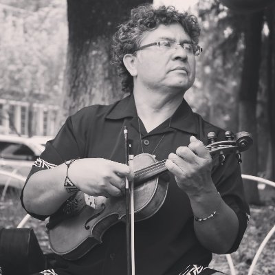 Nueva música. Participaciones con #cafetacvba #KronosQuartet #LosLobos #PepeAguilar #extranamemaria te invito a conocer mi nuevo trabajo musical