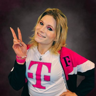 Mobile Event Expert 🎉 —Always working to be the best version of me. Creative. Photo Obsessed.📱🤳Opinions are my own 📢 #trucklife #wewontstop #uncarrier