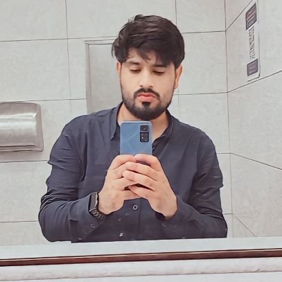 zahidzubair's profile picture. Wanderer in the desert of desires...