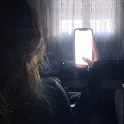 Rime_razane's profile picture. focus again