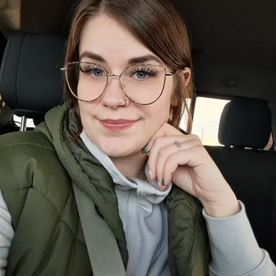 terrilynnashley's profile picture. don't let the muggles get you down ||☇||