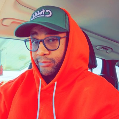 under_Charles's profile picture. Investigator of the unusual and defender of the absurd .