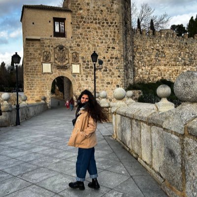 Aguspioji's profile picture. Profe