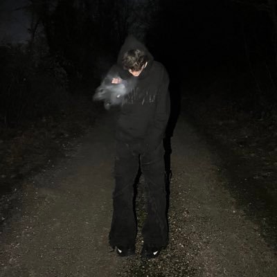 samuele_tao's profile picture. thoughts