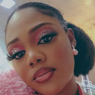 GLOBAL LEADER || Image, Etiquette & lifestyle Consultant || Corporate Events Planner|| Writer || Singer || Law ~Tech~HR~Diplomacy || #MUFC 💖 Pink lover